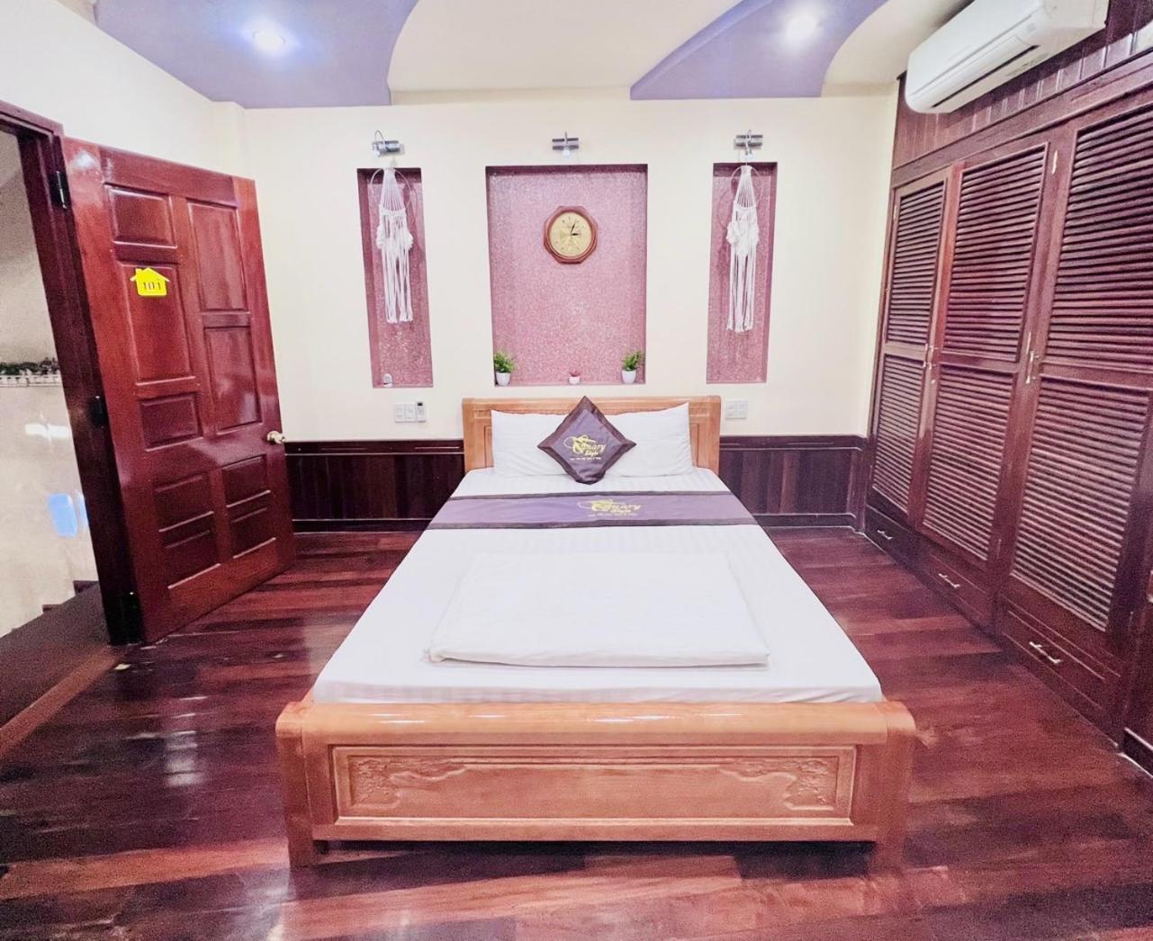 Canary Homestay-We Love Having You Here Phong Le Hue Exterior photo